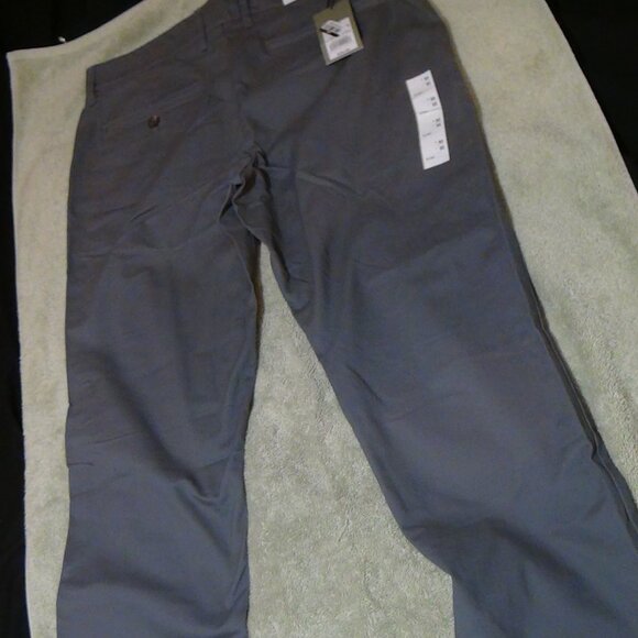 Goodfellow & Co The Every Wear Stretch Gray Straight Chino Pants Men Size 32 X32 - Picture 2 of 12